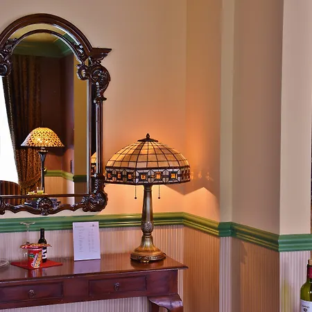 Hotell Myer's 4*