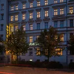 Myer's Hotel