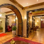 Hotel Myer's
