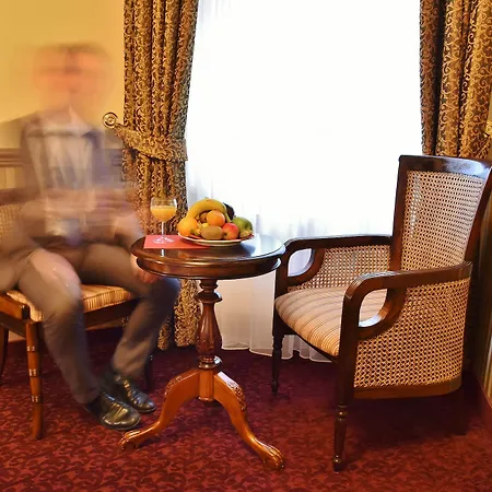 Otel Myer's