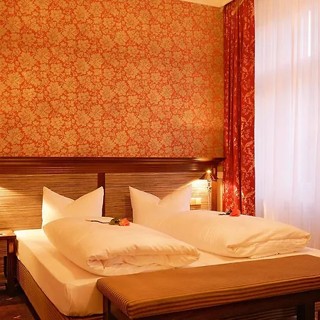 Myer's Otel 4*